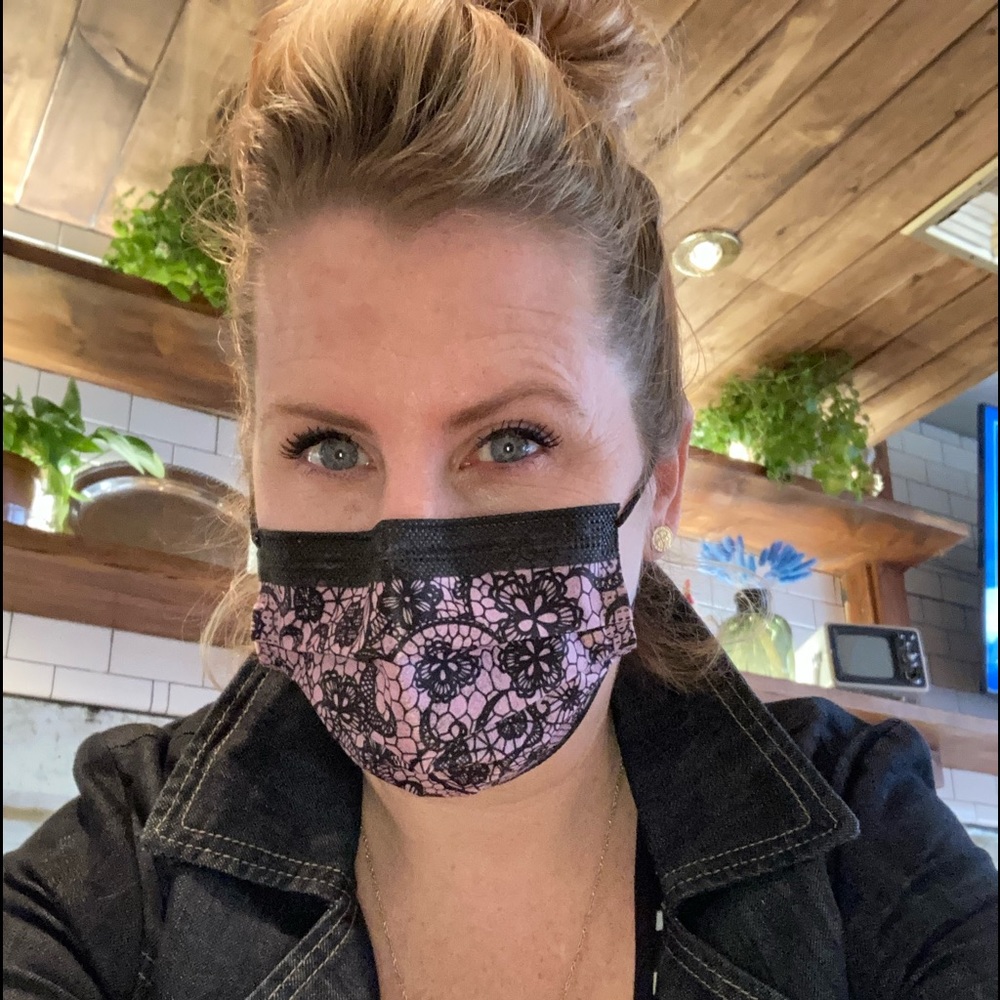 Meet your Posher, Stacy